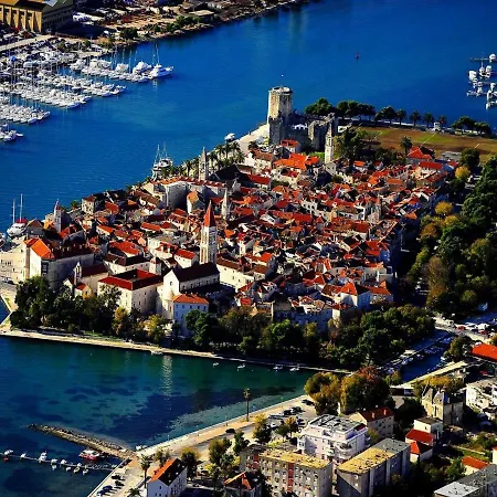 In Arbanija With Terrace * Trogir