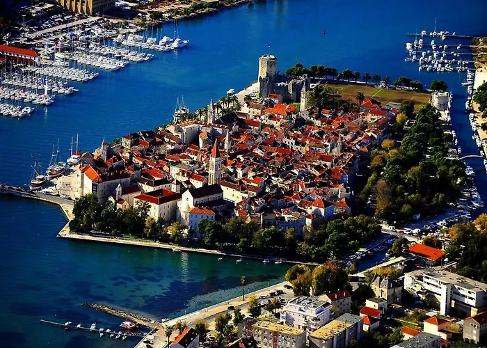 In Arbanija With Terrace * Trogir