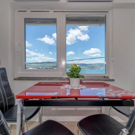 Apartment In Arbanija With Terrace *